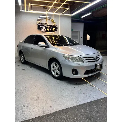 Toyota Corolla GLI 2014 Plateado Caracas