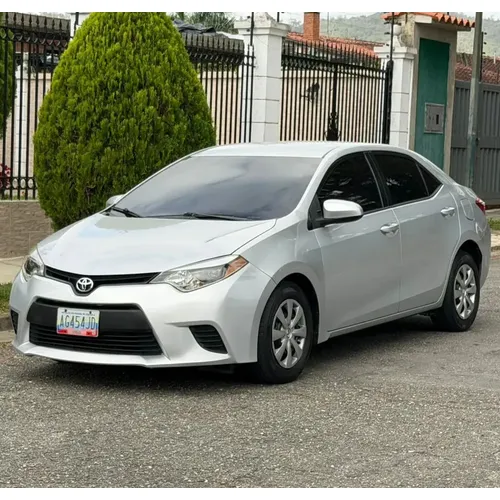 Toyota Corolla 2015 Plateado Caracas