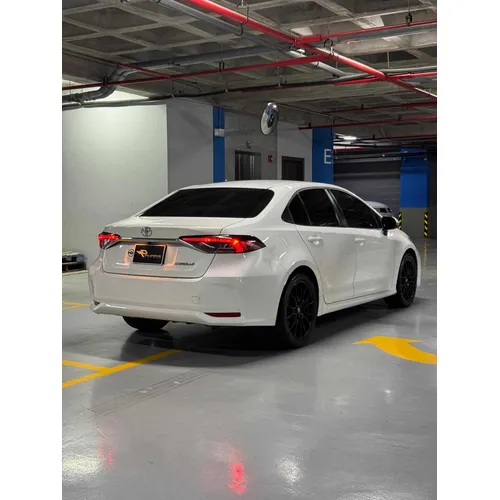 Toyota Corolla 2022 Blanco Caracas