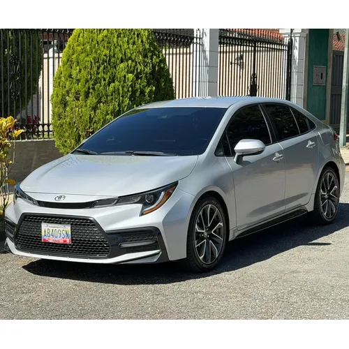 Toyota Corolla 2022 Plateado Caracas