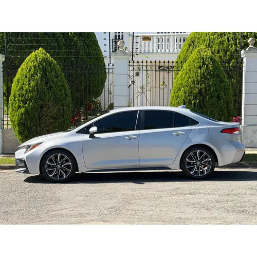 Toyota Corolla 2022 Gris Caracas