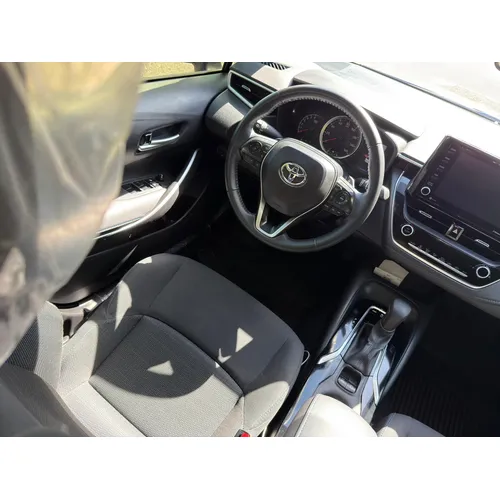 Toyota Corolla 2022 Plateado Caracas