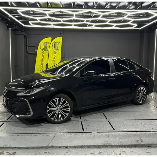 Toyota Corolla 2023 Negro Caracas