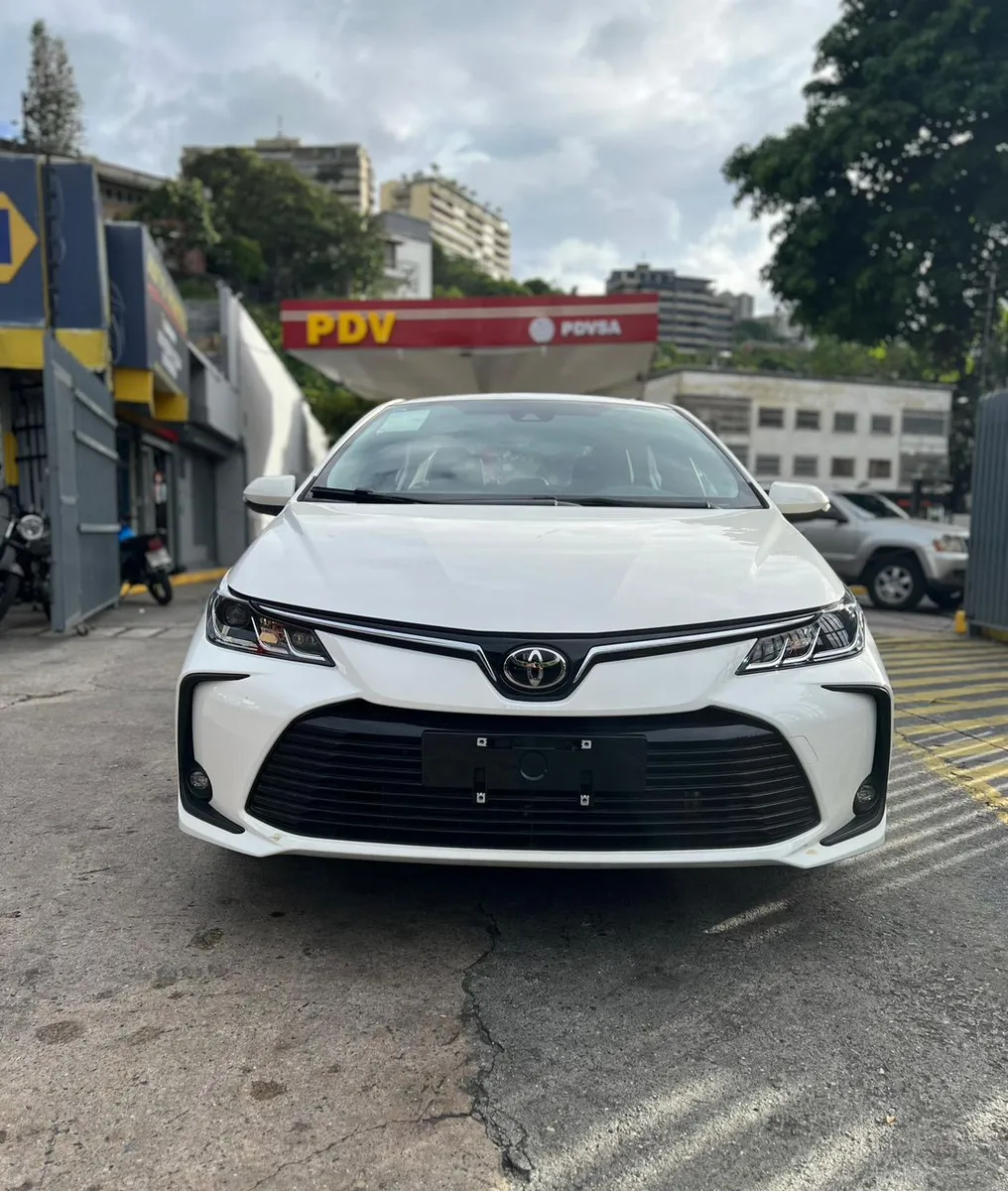 Toyota Corolla levin 2025 Blanco Caracas