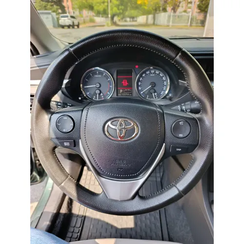 Toyota Corolla 2015 Verde Caracas
