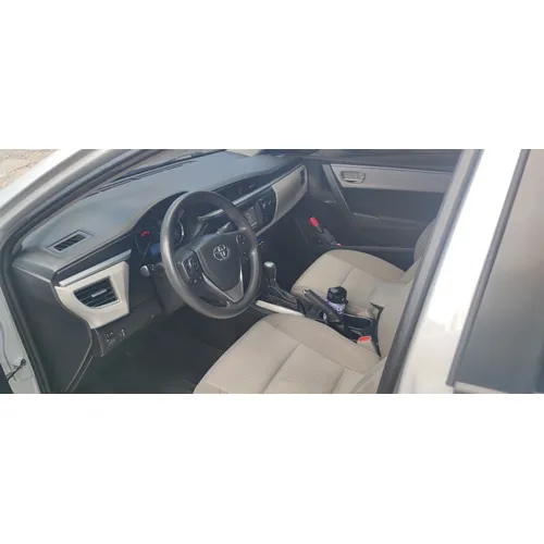 Toyota Corolla 2016 Plateado Caracas