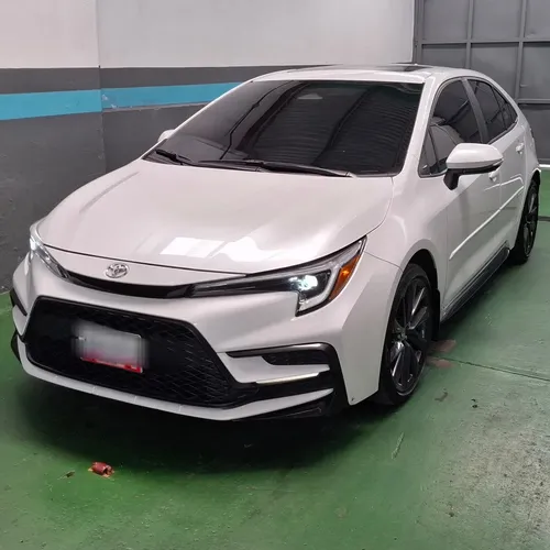 Toyota Corolla 2023 Blanco Caracas