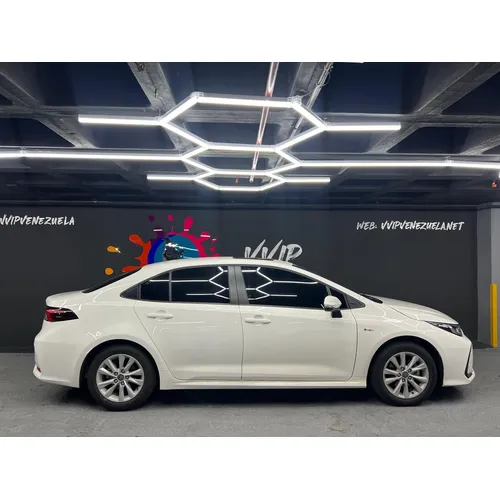 Toyota Corolla 2025 Blanco Caracas