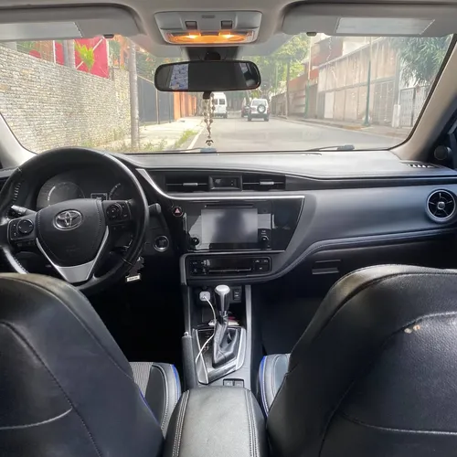 Toyota Corolla 2018 Blanco Caracas