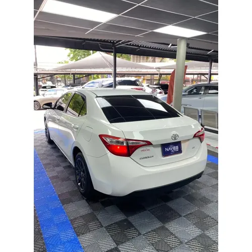 Toyota Corolla 2015 Blanco Caracas