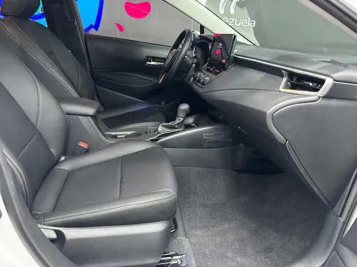 Toyota Corolla 2025 Blanco Caracas