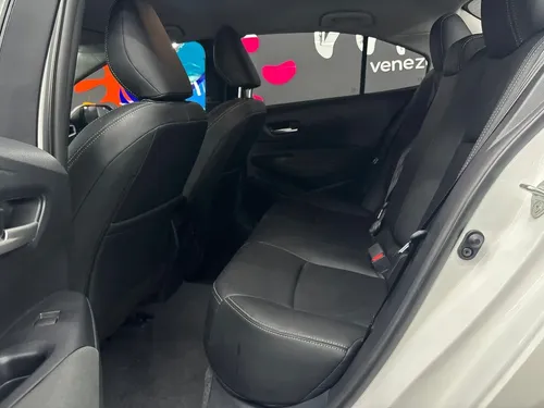 Toyota Corolla 2025 Blanco Caracas