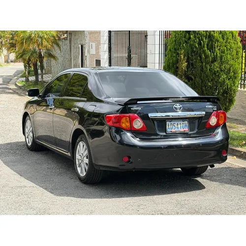 Toyota Corolla 2011 Negro Caracas