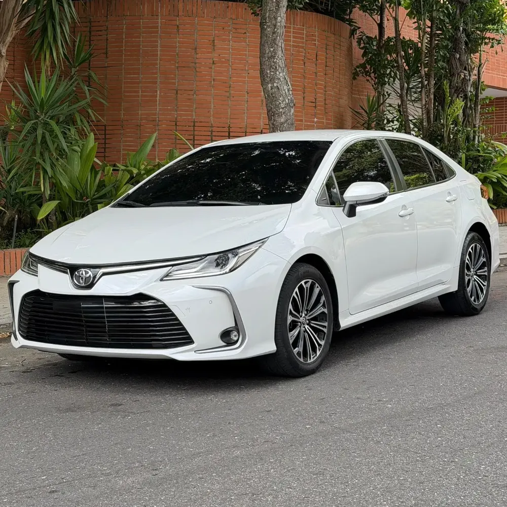 Toyota Corolla Cross 2025 Blanco Caracas