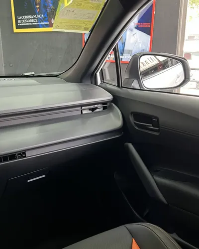 Toyota Corolla Cross 2025 Blanco Caracas