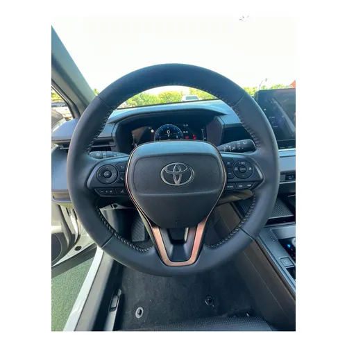 Toyota Corolla Cross 2026 Blanco Lechería