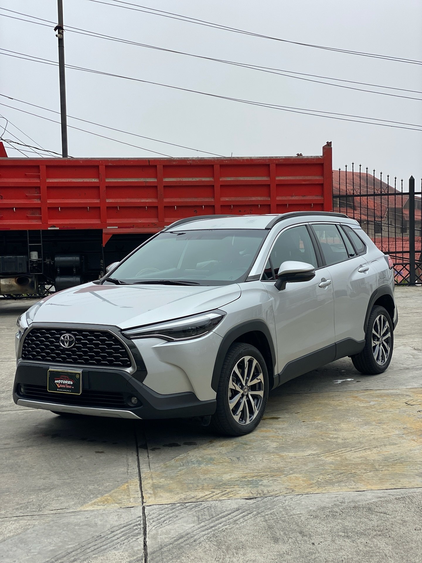 Toyota Corolla Cross 2022 Plata