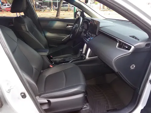 Toyota Corolla Cross 2023 Plateado Barquisimeto