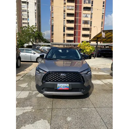 Toyota Corolla Cross 2024 Gris Valencia