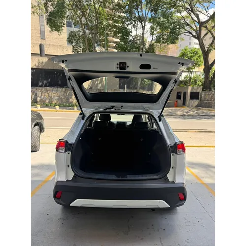 Toyota Corolla Cross 2025 Blanco Caracas