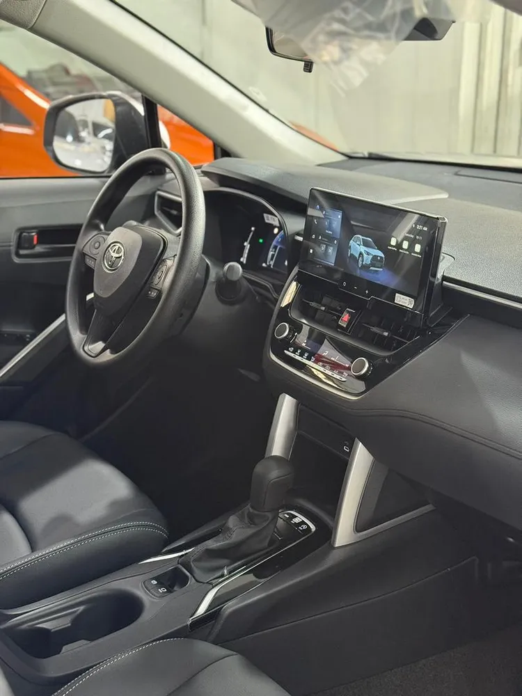 Toyota Corolla Cross 2025 Gris Caracas