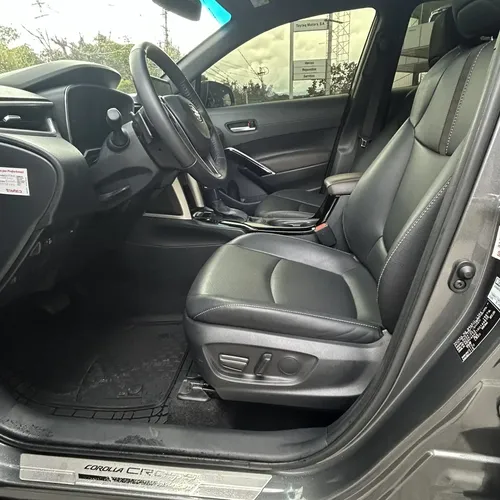 Toyota Corolla Cross 2025 Gris Los Teques