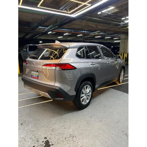 Toyota Corolla Cross 2025 Plateado Caracas