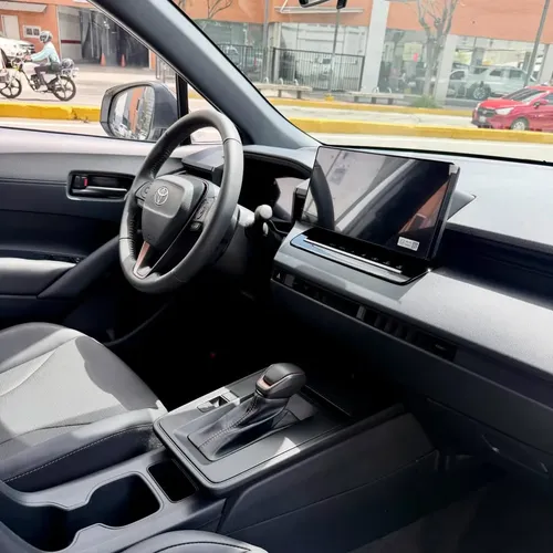 Toyota Corolla Cross 2026 Blanco Caracas
