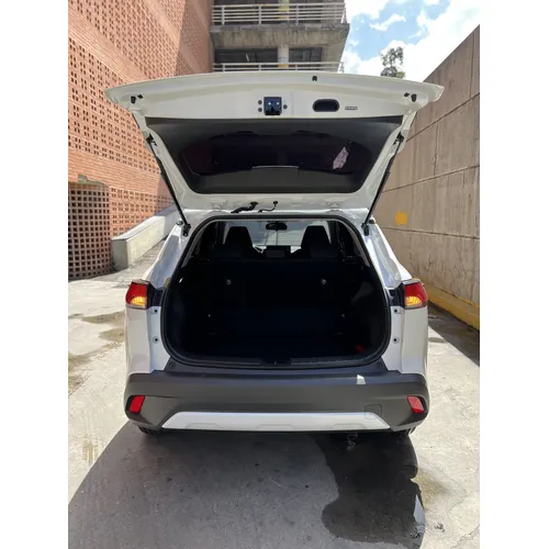 Toyota Corolla Cross 2024 Blanco Caracas