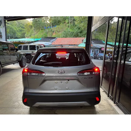 Toyota Corolla Cross ELITE 2025 Gris Caracas