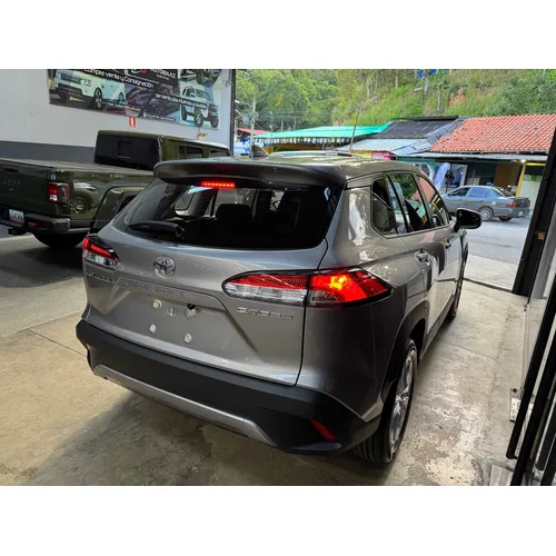 Toyota Corolla Cross ELITE 2025 Gris Caracas