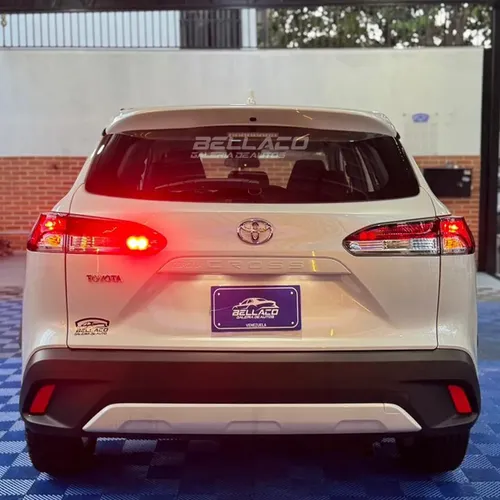 Toyota Corolla Cross 2025 Blanco Caracas