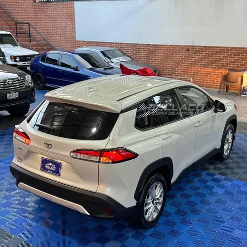 Toyota Corolla Cross 2025 Blanco Caracas