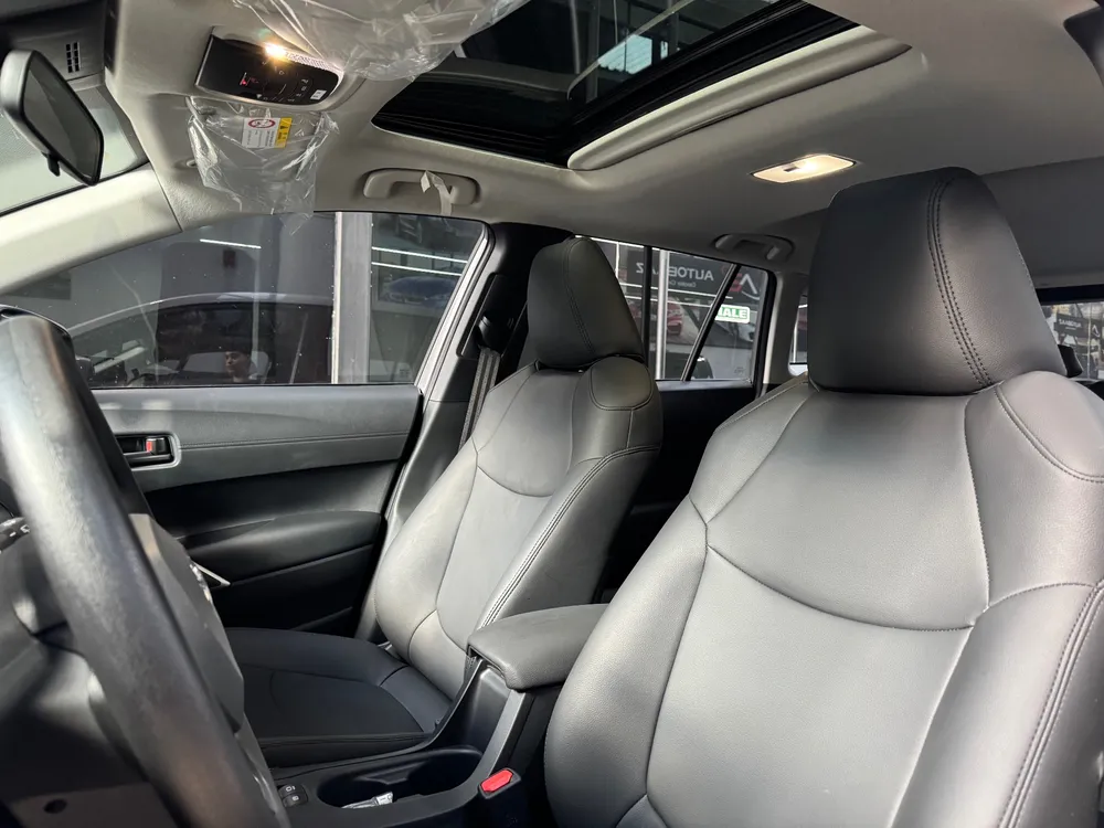 Toyota Corolla Cross ELITE 2025 Gris Caracas