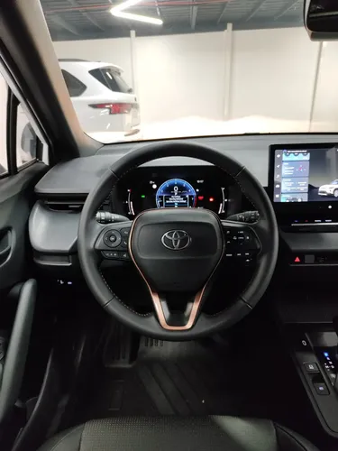 Toyota Corolla Cross 2025 Blanco Caracas