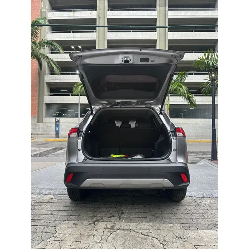 Toyota Corolla Cross 2025 Gris Caracas