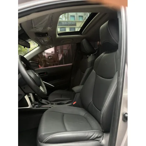 Toyota Corolla Cross 2025 Gris Caracas