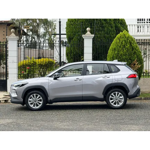 Toyota Corolla Cross 2026 Gris Caracas
