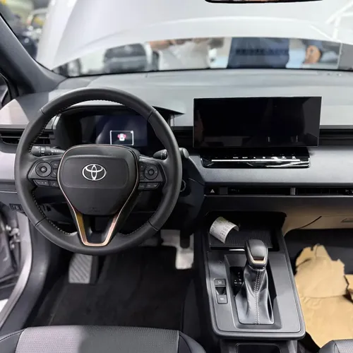 Toyota Corolla Cross 2026 Gris Caracas
