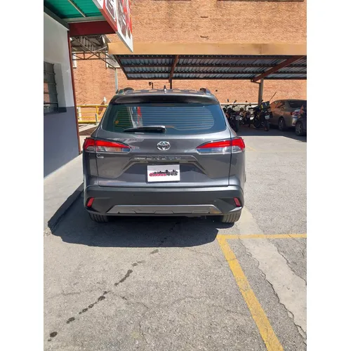 Toyota Corolla Cross G 2024 Gris Caracas