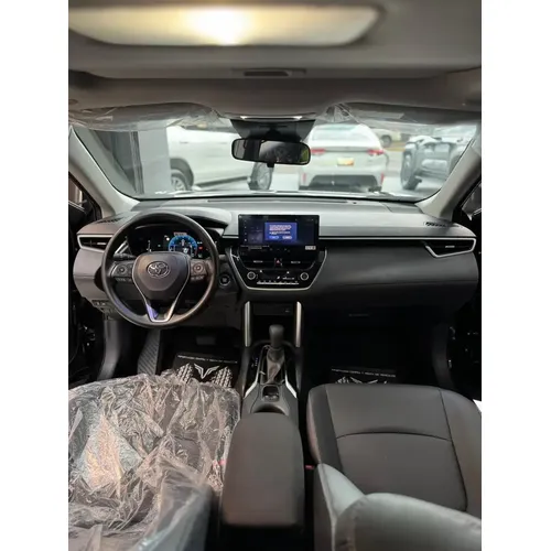 Toyota Corolla Cross 2025 Negro Caracas