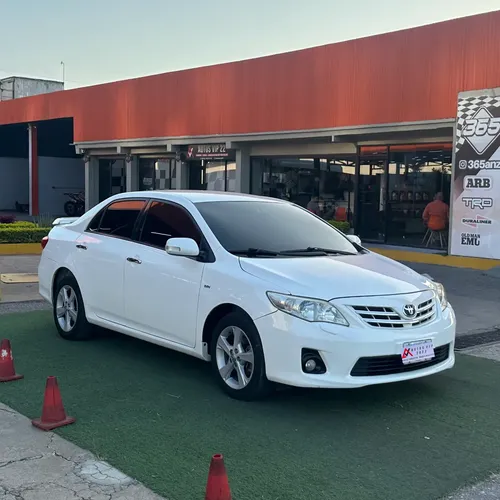 Toyota Corolla GLI 2013 Blanco Lechería