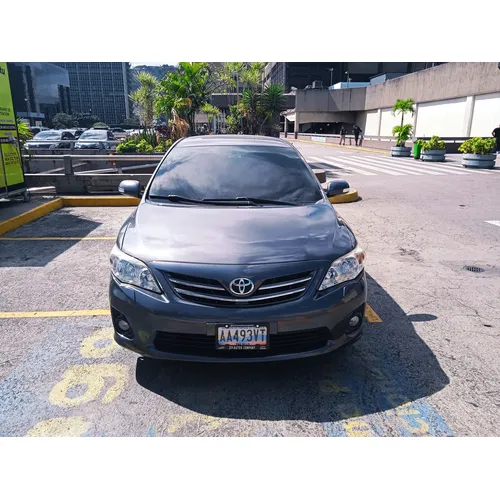Toyota Corolla GLI 2012 Gris Caracas