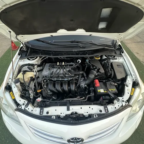 Toyota Corolla GLI 2013 Blanco Lechería