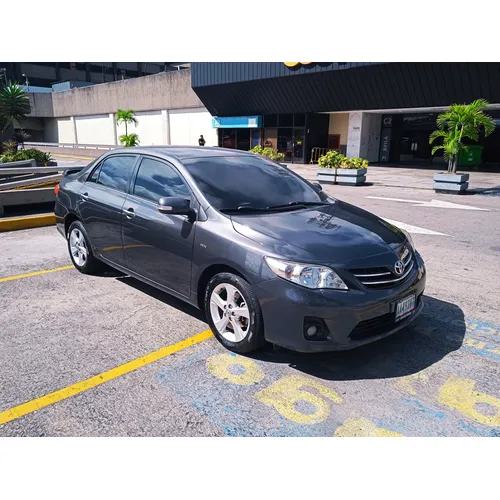 Toyota Corolla GLI 2012 Gris Caracas