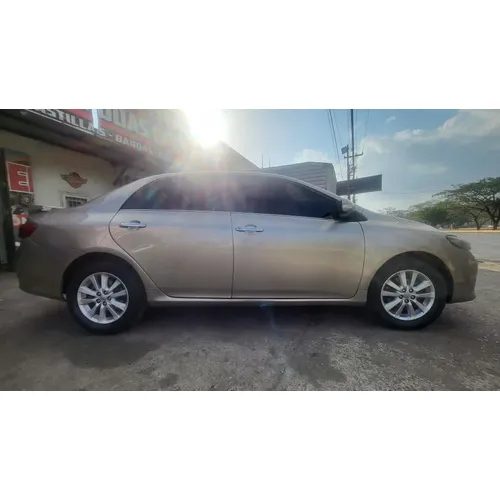 Toyota Corolla GLI 2012 Beige Caracas