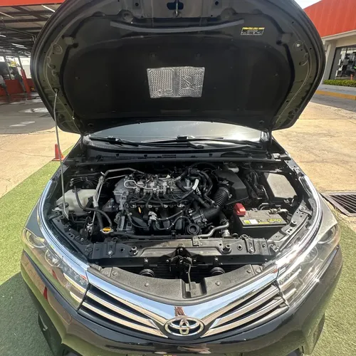 Toyota Corolla GLI 2015 Negro Lechería