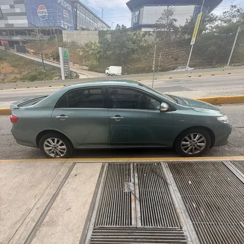 Toyota Corolla GLI 2011 Verde Caracas