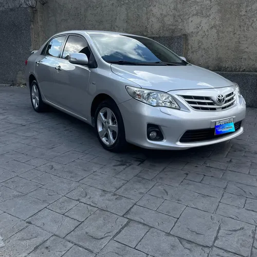 Toyota Corolla GLI 2012 Plateado Caracas