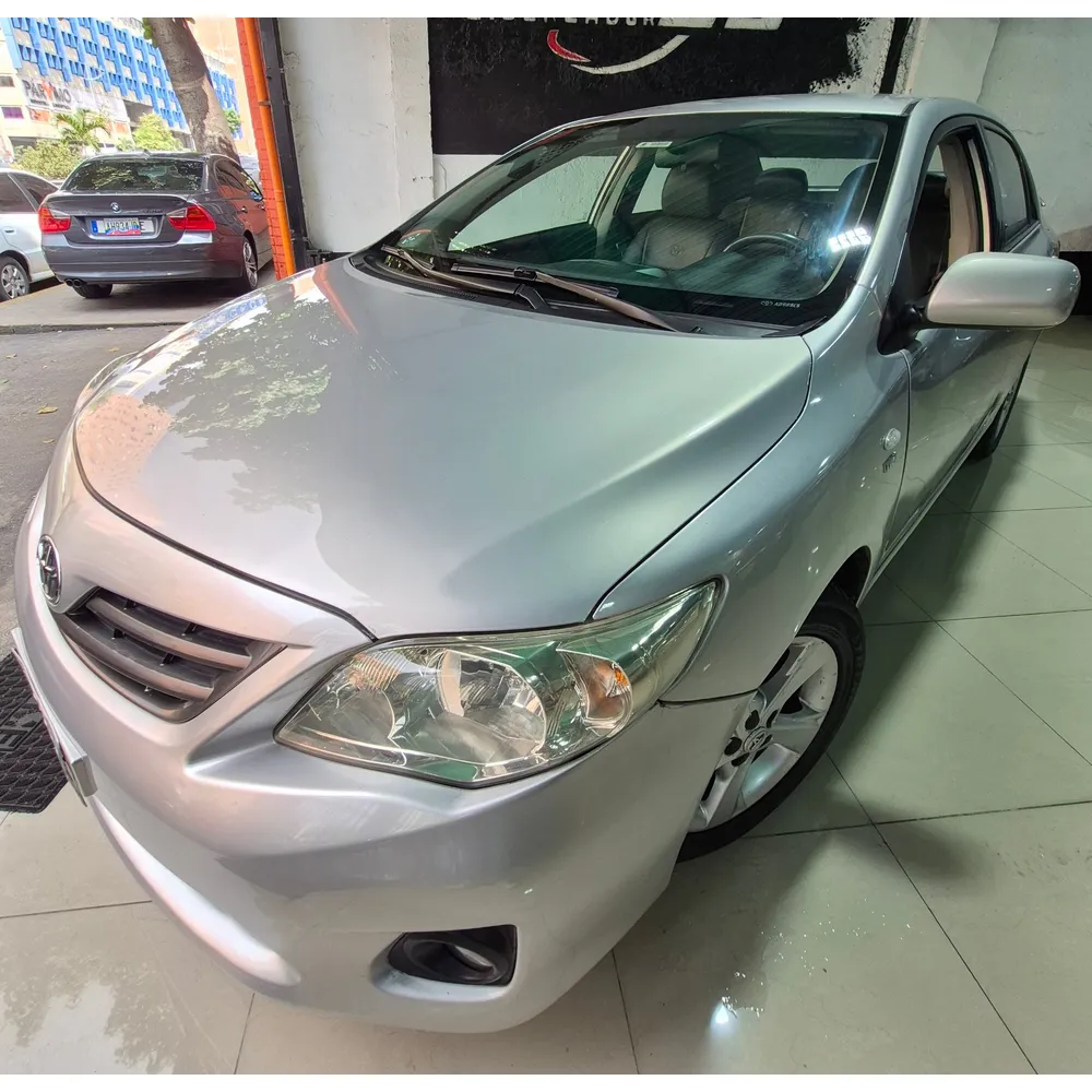 Toyota Corolla GLI 2012 Plateado Caracas